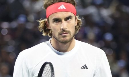 Tsitsipas vibra durante a final de Dubai (Foto: Dubai Duty Free Open)